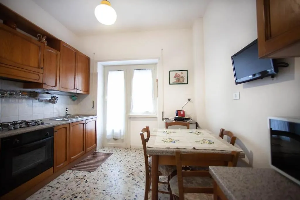 Metro Pigneto - Spazioso Flat Con Wifi & Netflix Рим Апартаменты
