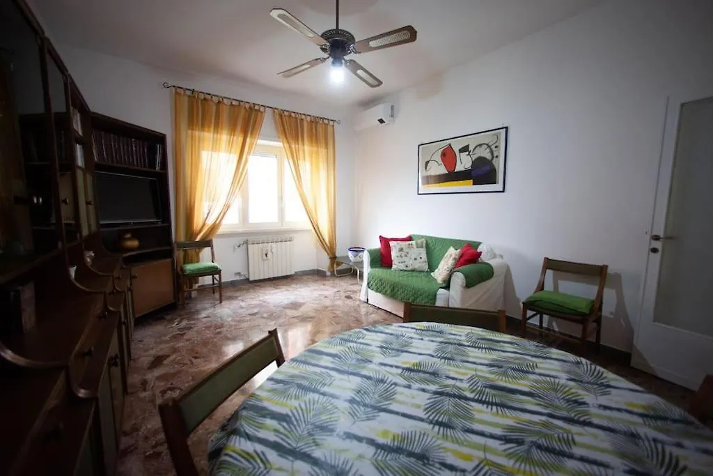 Metro Pigneto - Spazioso Flat Con Wifi & Netflix Rome 0*,  Italy